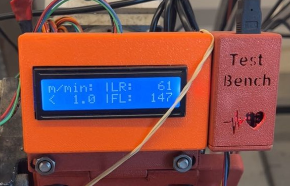 Display with measurements